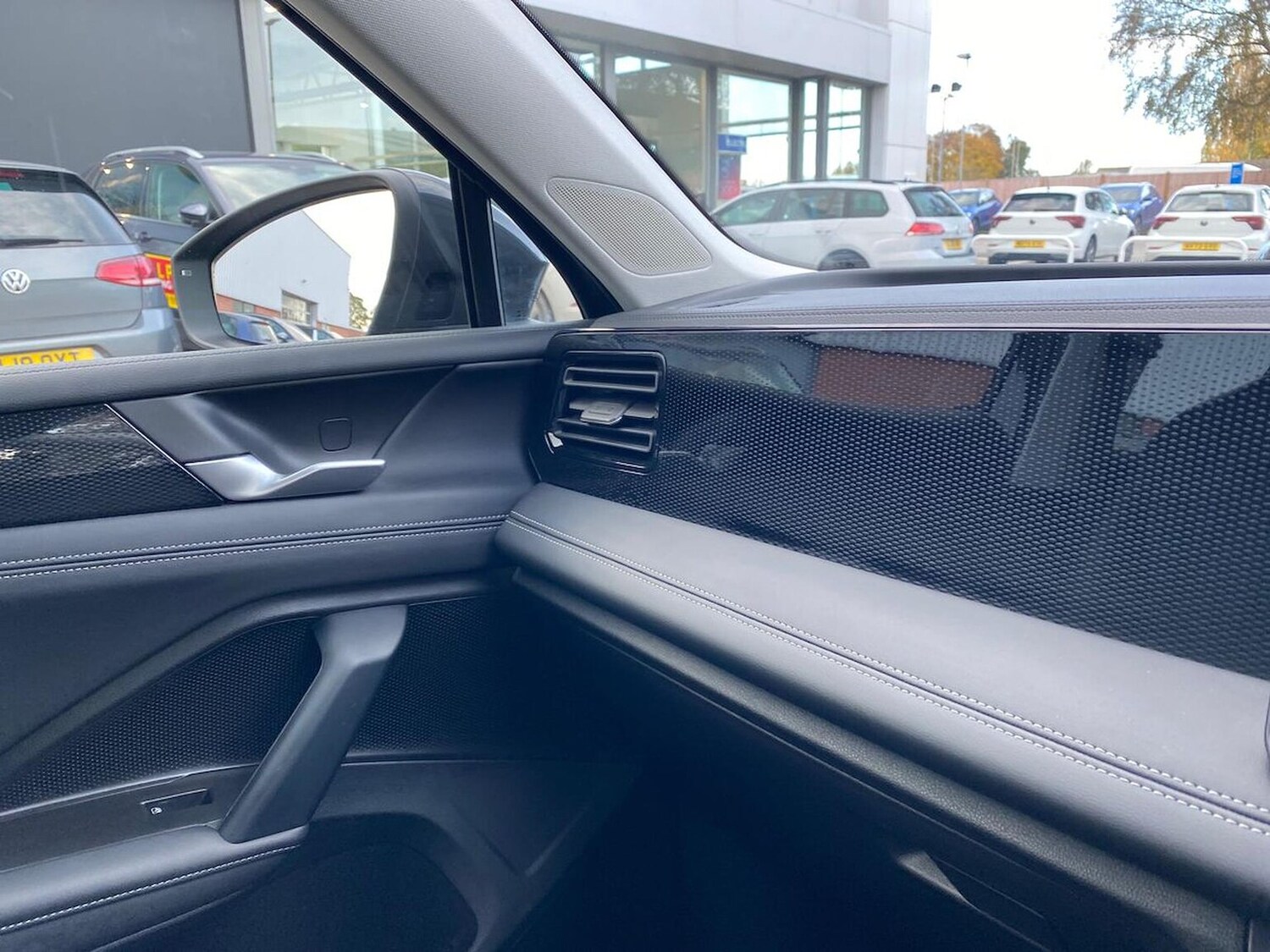 Used Volkswagen Tiguan 2024 for sale - 77008229: Photo 31