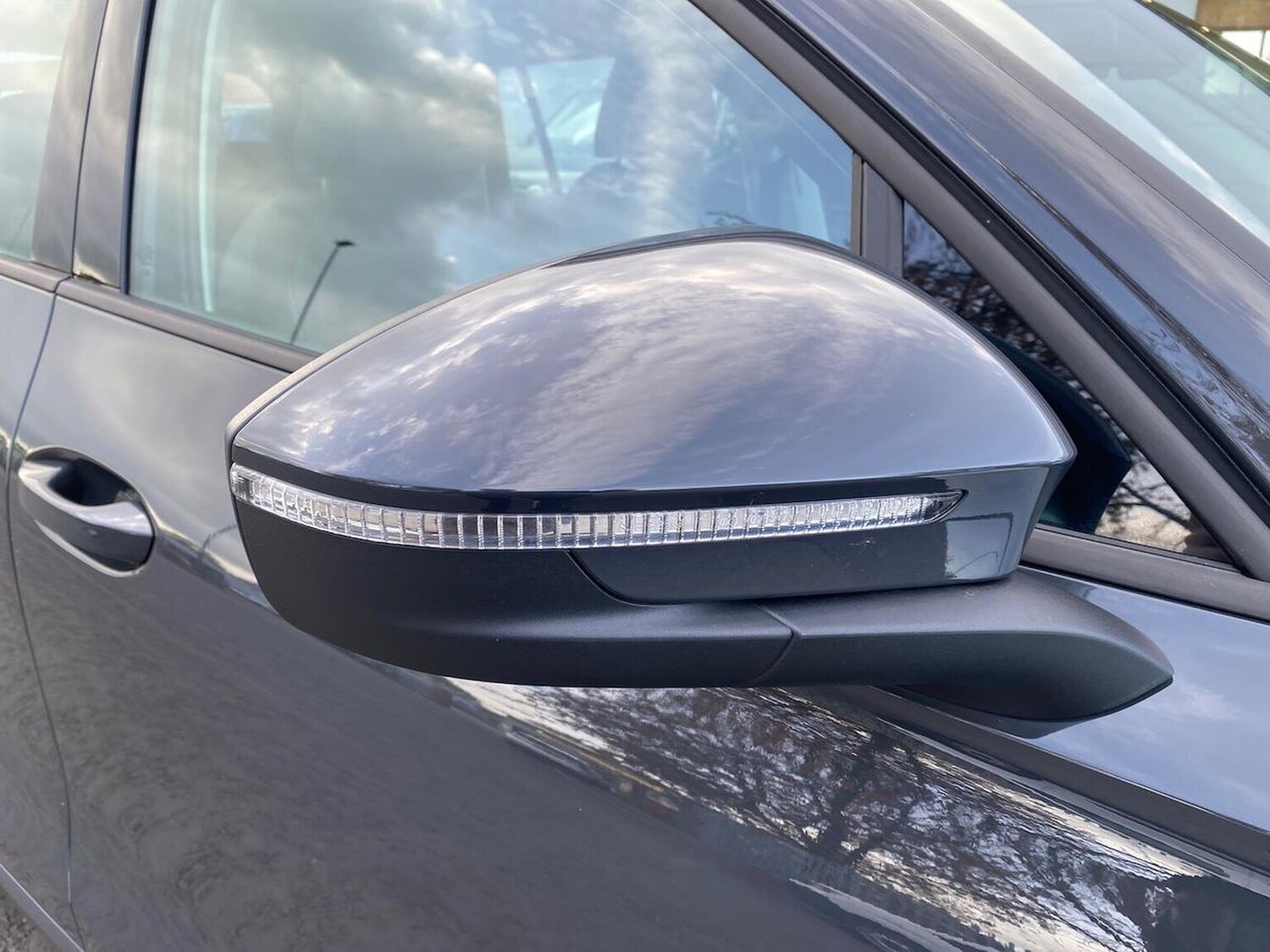 Used Volkswagen Tiguan 2024 for sale - 77008229: Photo 37