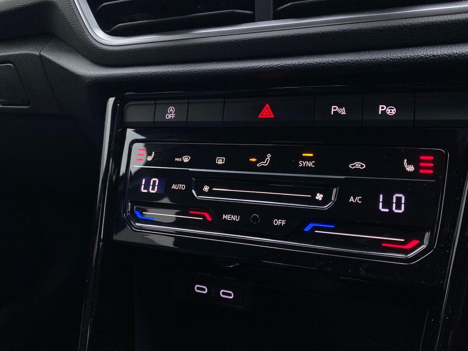 Used Volkswagen T-Roc 2022 for sale - 77487592: Photo 12