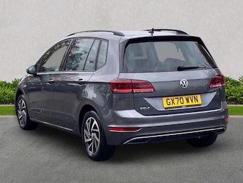 Used Volkswagen Golf SV 2020 for sale - 76492379: Photo