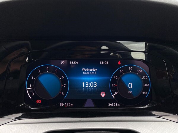 Used Volkswagen Golf 2022 for sale - 76064438: Photo 10