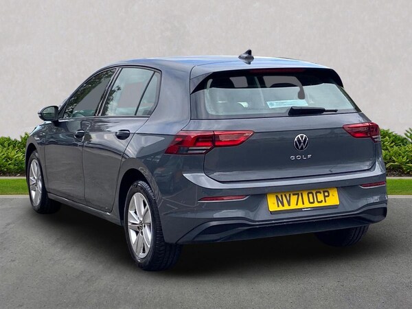 Used Volkswagen Golf 2022 for sale - 76064438: Photo 2