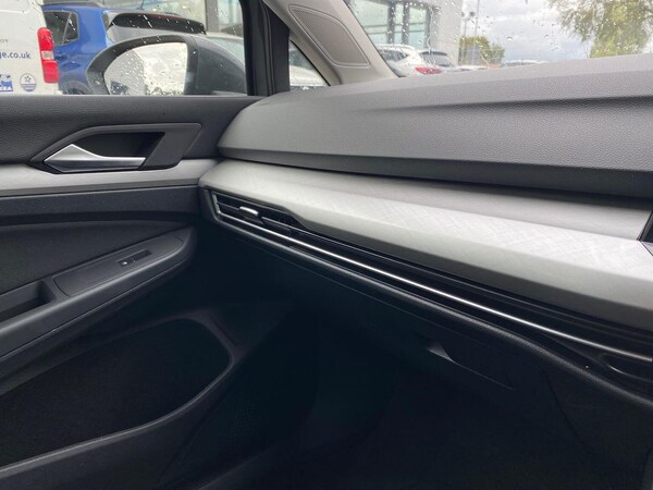 Used Volkswagen Golf 2022 for sale - 76064438: Photo 31