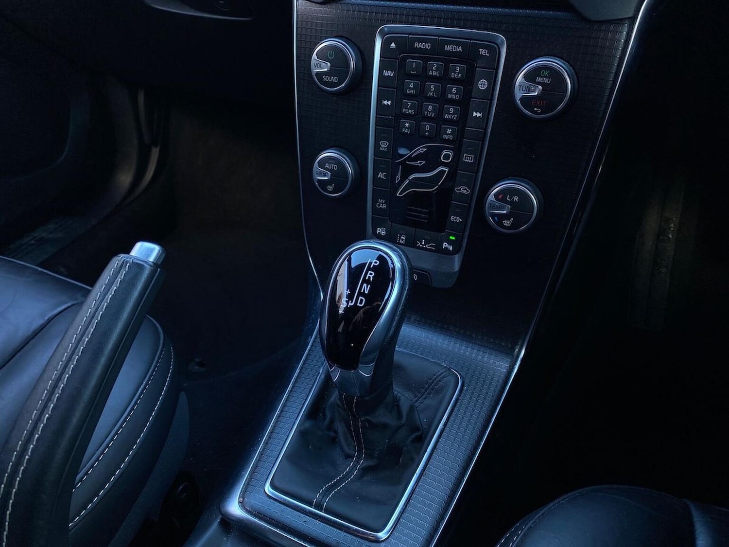 Used Volvo V40 2019 for sale - 76893261: Photo 13