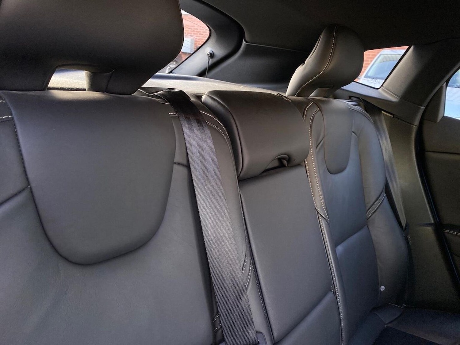 Used Volvo V40 2019 for sale - 76893261: Photo 16