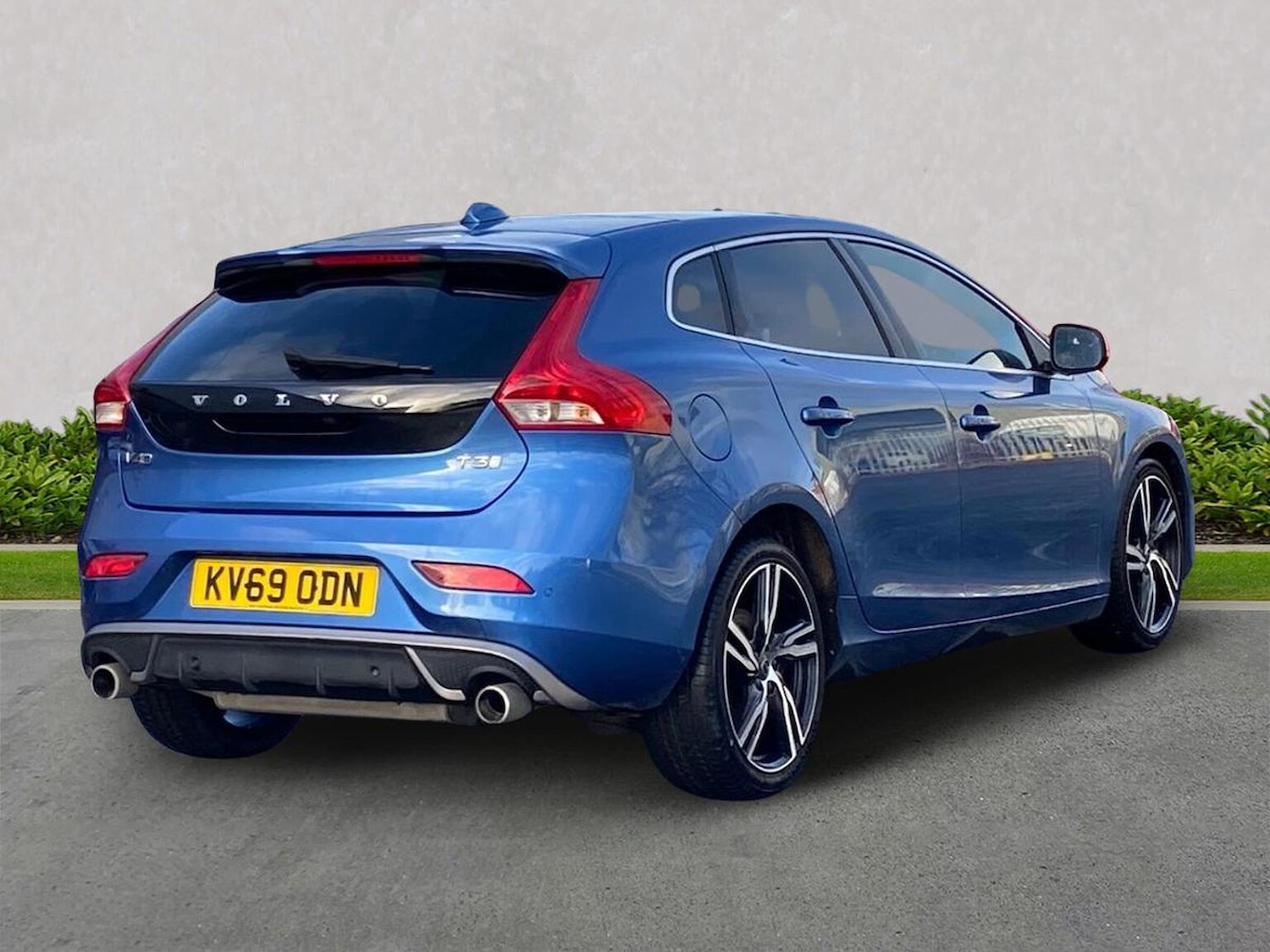 Used Volvo V40 2019 for sale - 76893261: Photo 18