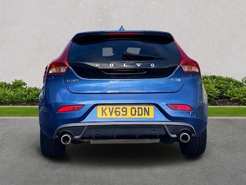 Used Volvo V40 2019 for sale - 76893261: Photo