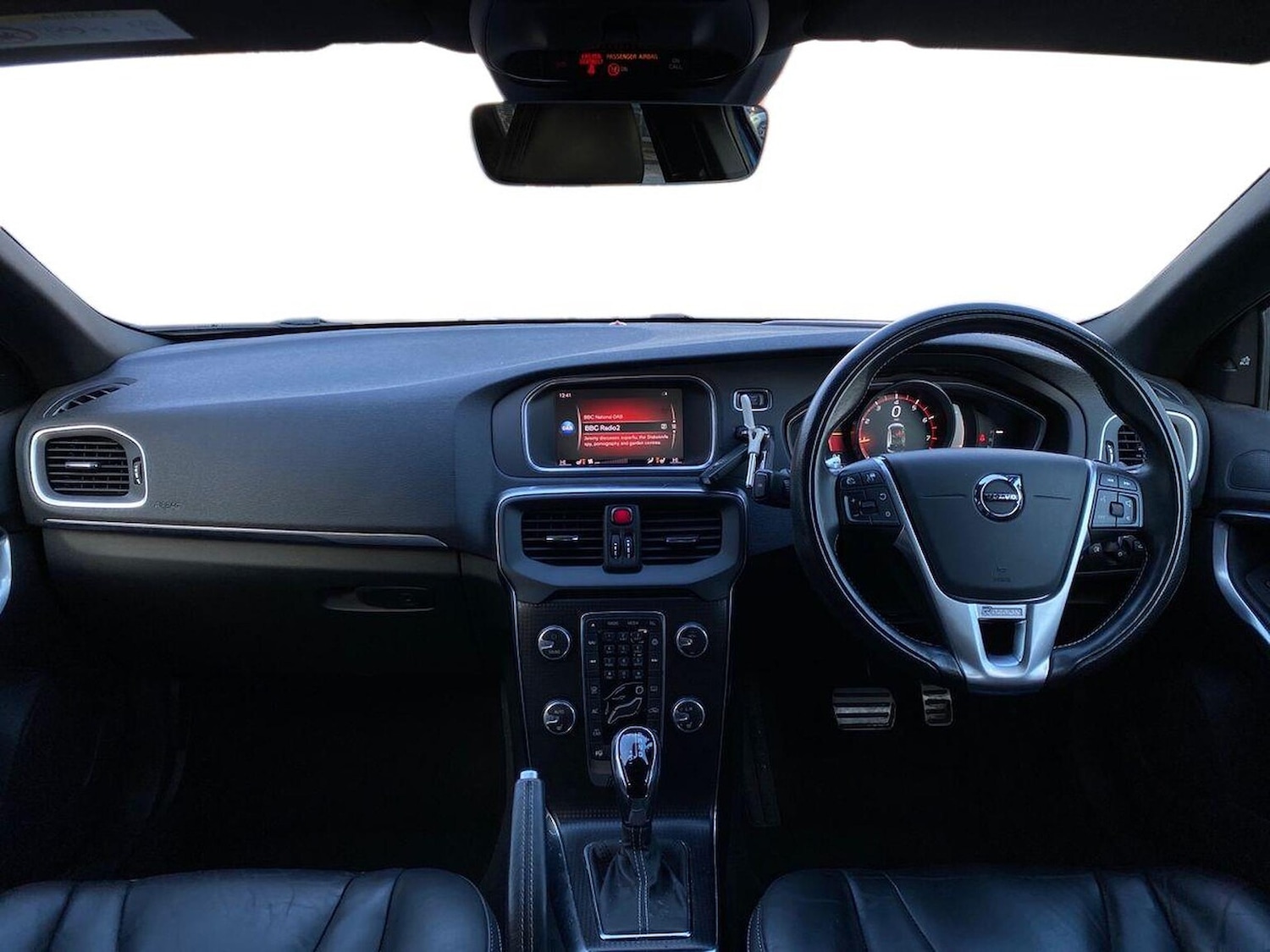 Used Volvo V40 2019 for sale - 76893261: Photo 8