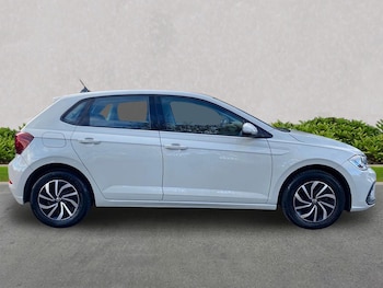Used Volkswagen Polo 2022 for sale - 76187182: Photo 3