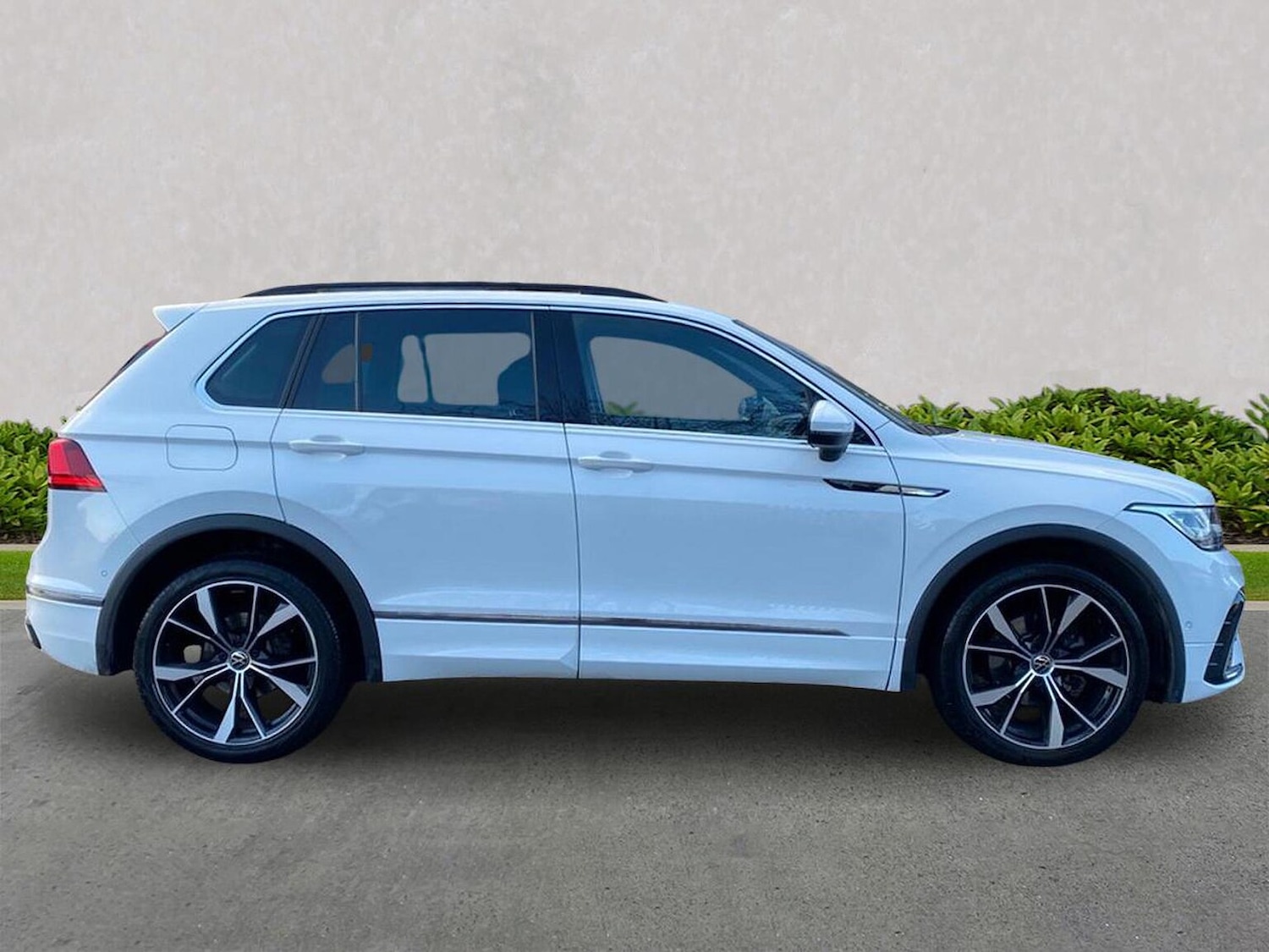 Used Volkswagen Tiguan 2022 for sale - 77656156: Photo 3