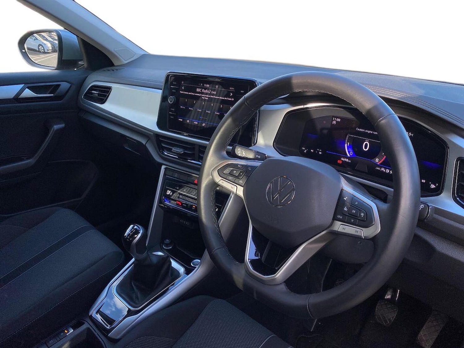 Used Volkswagen T-Roc 2025 for sale - 76396863: Photo 16