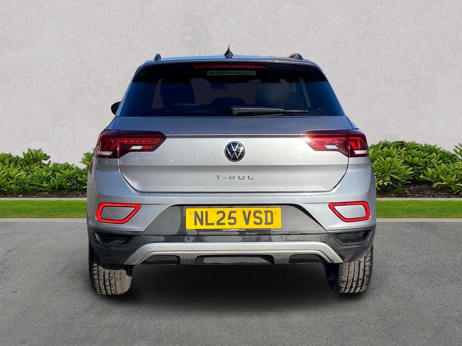 Used Volkswagen T-Roc 2025 for sale - 76396863: Photo 5