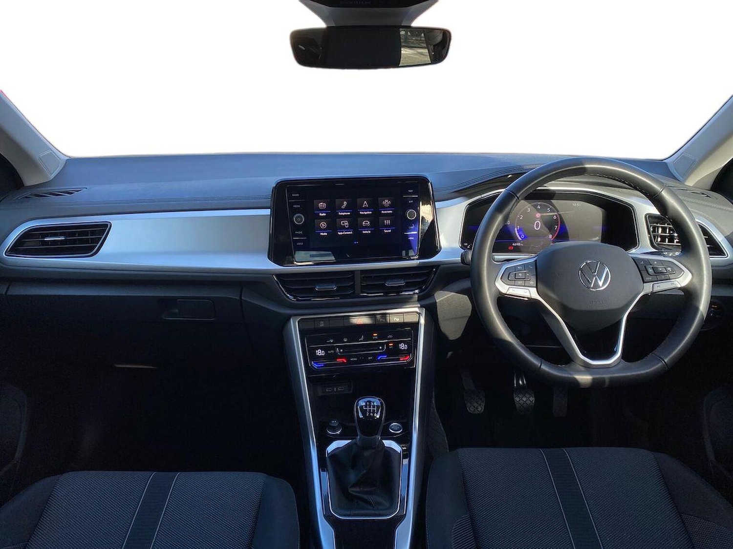 Used Volkswagen T-Roc 2025 for sale - 76396863: Photo 9