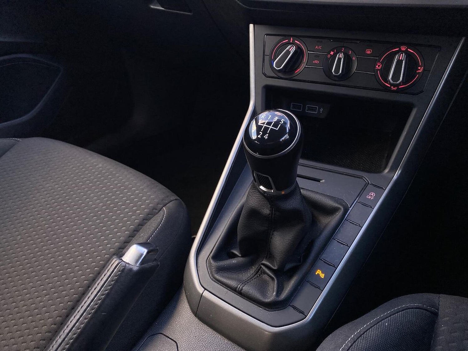 Used Volkswagen Polo 2019 for sale - 76396862: Photo 14