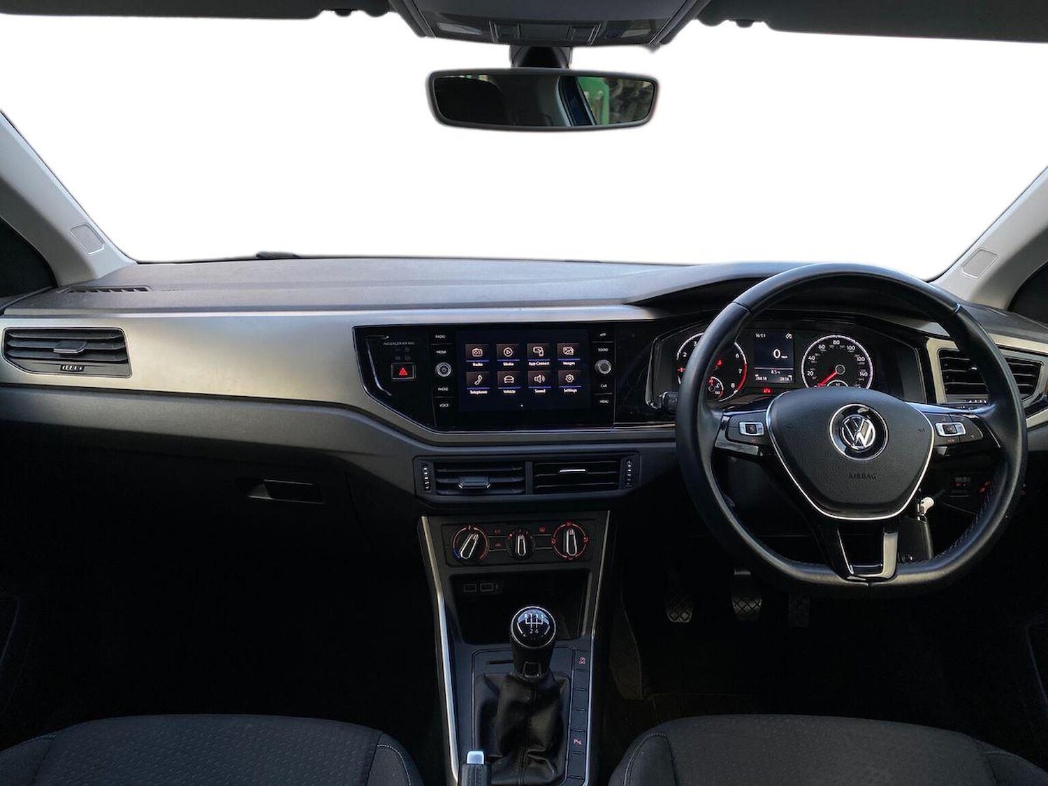 Used Volkswagen Polo 2019 for sale - 76396862: Photo 9