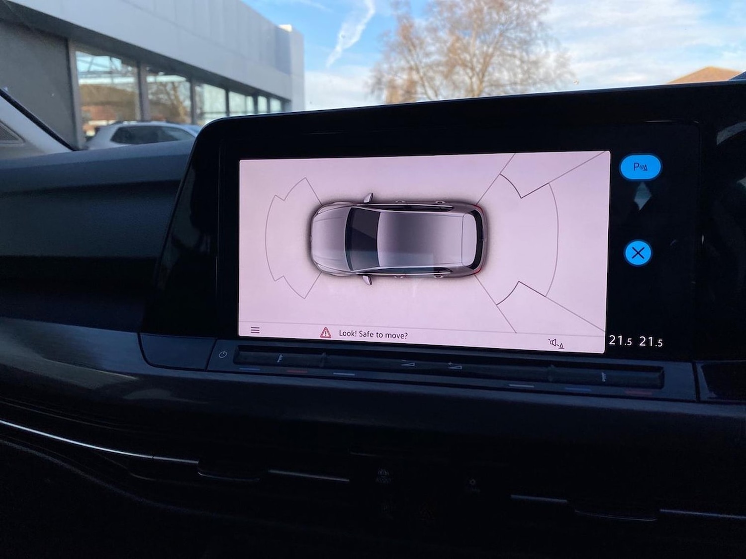 Used Volkswagen Golf 2020 for sale - 76651251: Photo 23