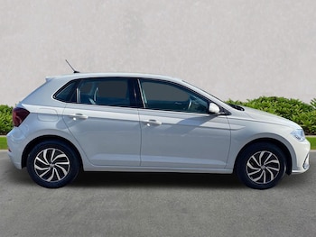 Used Volkswagen Polo 2023 for sale - 76115540: Photo 3