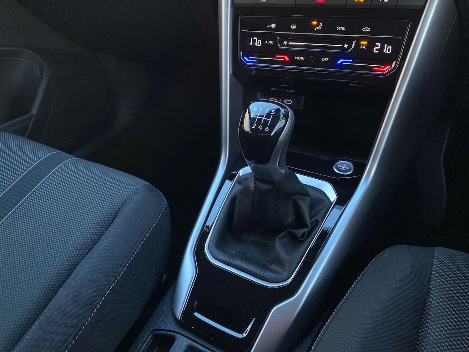 Used Volkswagen T-Roc 2025 for sale - 77528894: Photo 13