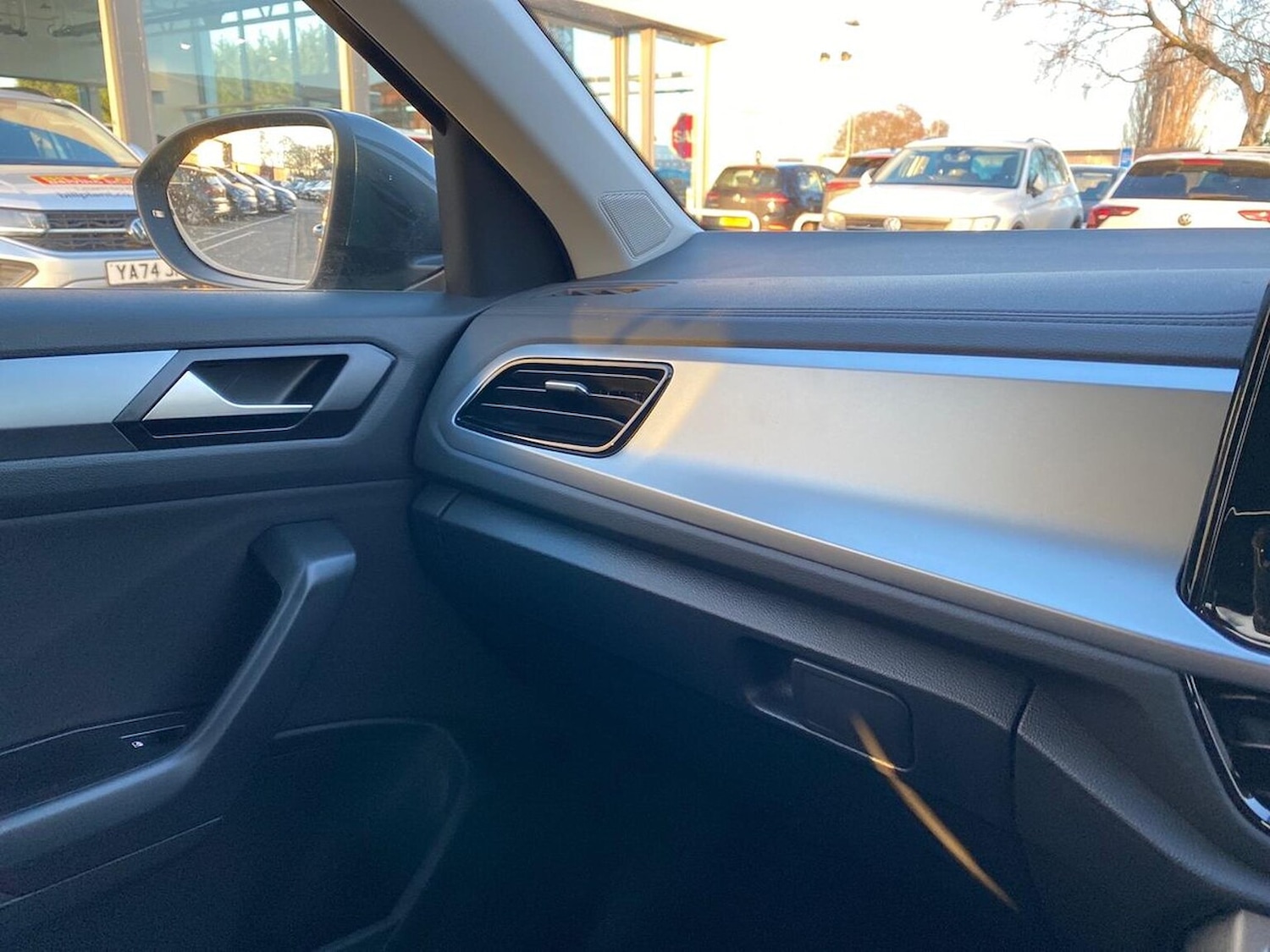 Used Volkswagen T-Roc 2025 for sale - 77528894: Photo 21