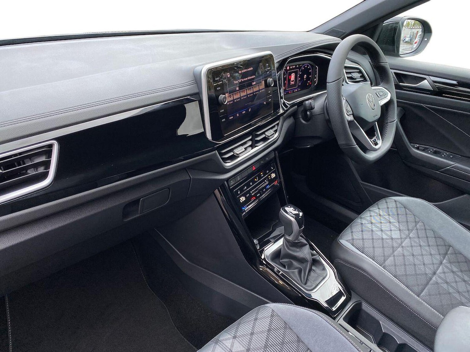 Used Volkswagen T-Roc 2025 for sale - 76342955: Photo 7