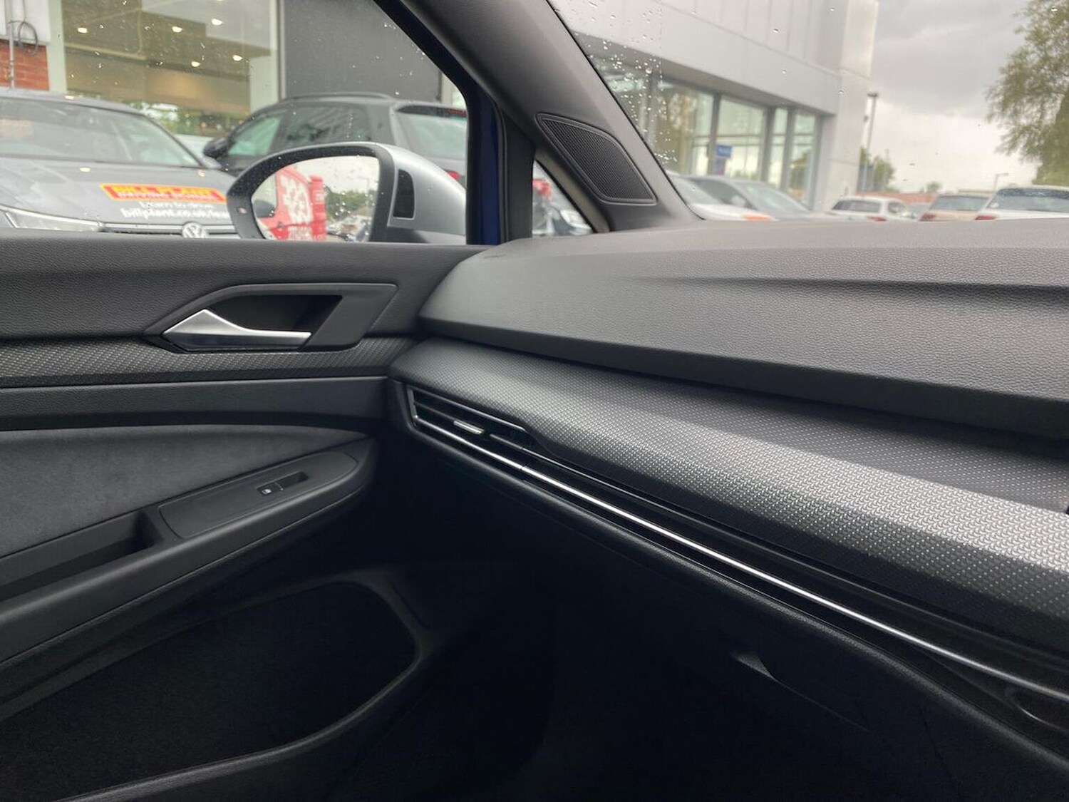 Used Volkswagen Golf 2024 for sale - 76918941: Photo 33