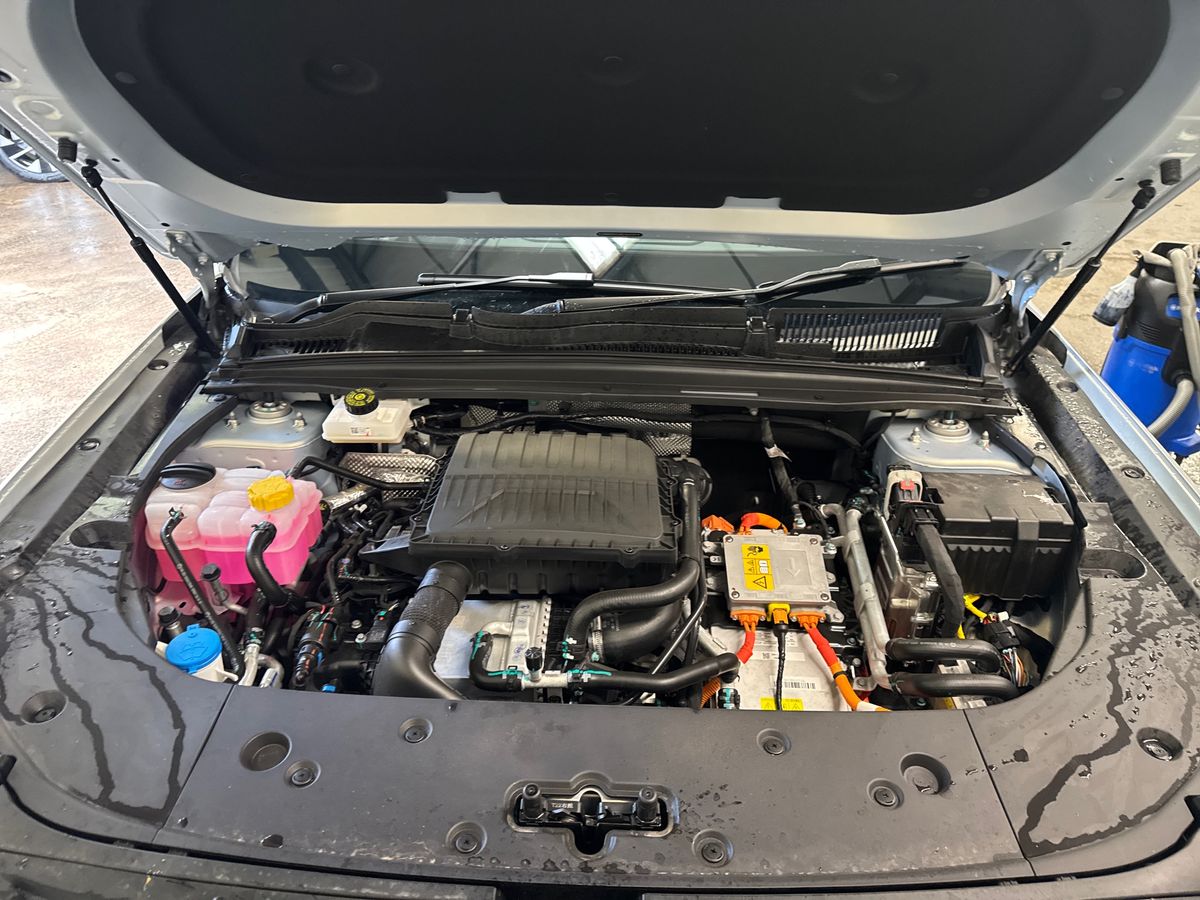 Vehicle 33