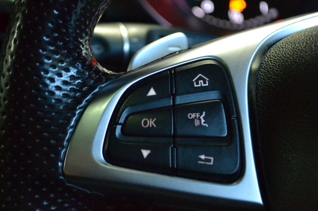 Used Mercedes-Benz GLC 2017 for sale - 76386510: Photo 40