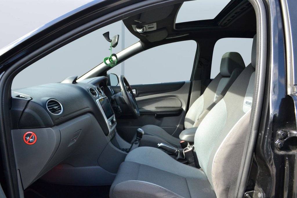 Used Ford Focus 2008 for sale - 76617427: Photo 31