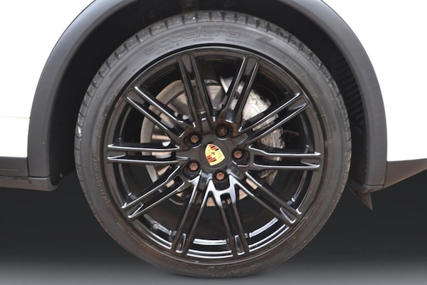 Used Porsche Cayenne 2014 for sale - 75019222: Photo 25