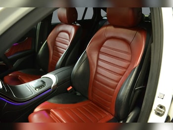 Used Mercedes-Benz GLC 2021 for sale - 76106205: Photo 2