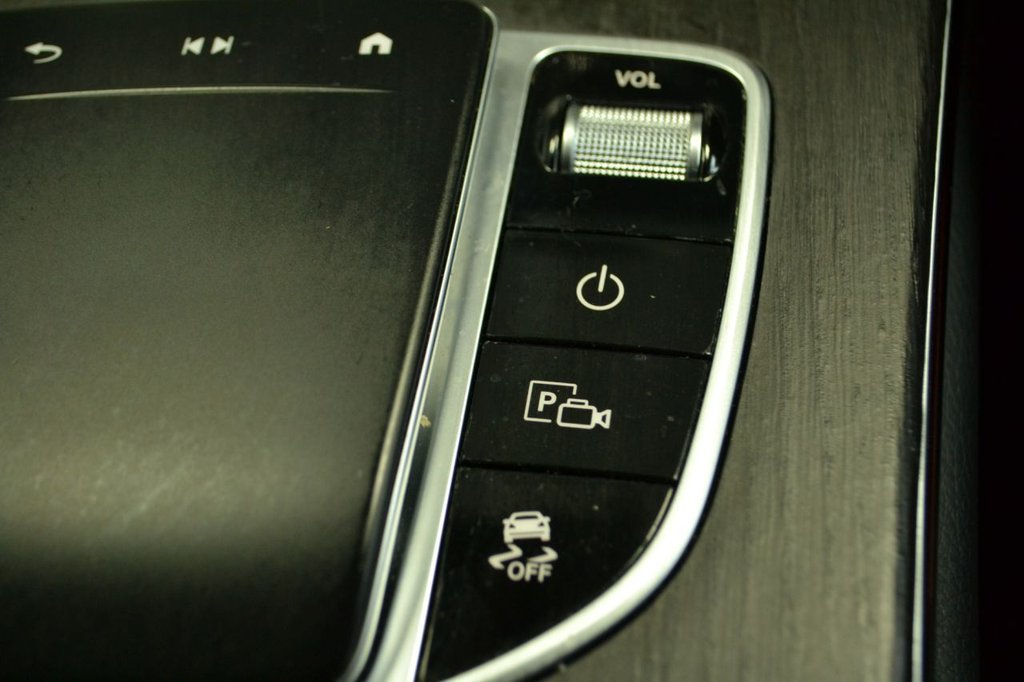 Used Mercedes-Benz GLC 2021 for sale - 76106205: Photo 47