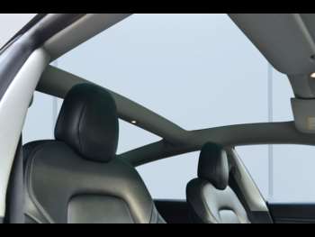 Used Tesla Model 3 2019 for sale - 75019230: Photo