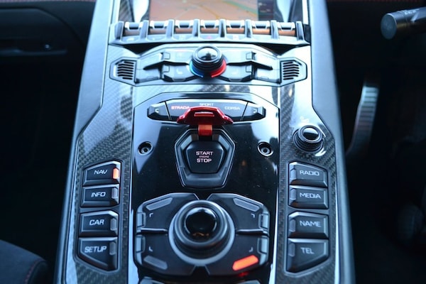 Used Lamborghini Aventador 2018 for sale - 75019231: Photo 40