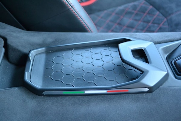 Used Lamborghini Aventador 2018 for sale - 75019231: Photo 46