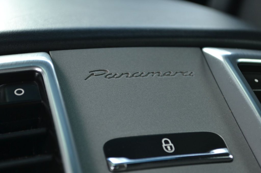 Used Porsche Panamera 2015 for sale - 76406735: Photo 36