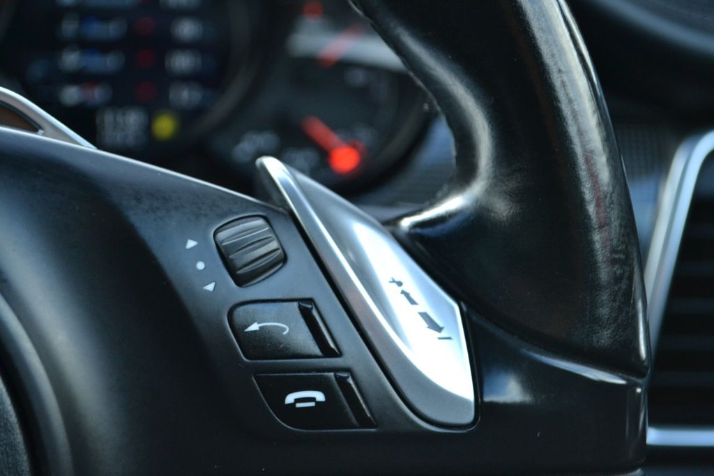 Used Porsche Panamera 2015 for sale - 76406735: Photo 49