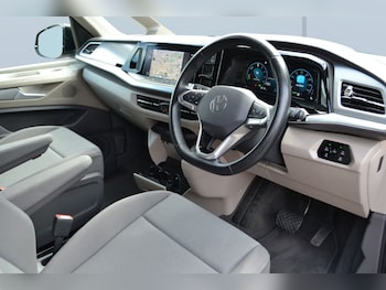 Used Volkswagen Multivan 2024 for sale - 75585723: Photo
