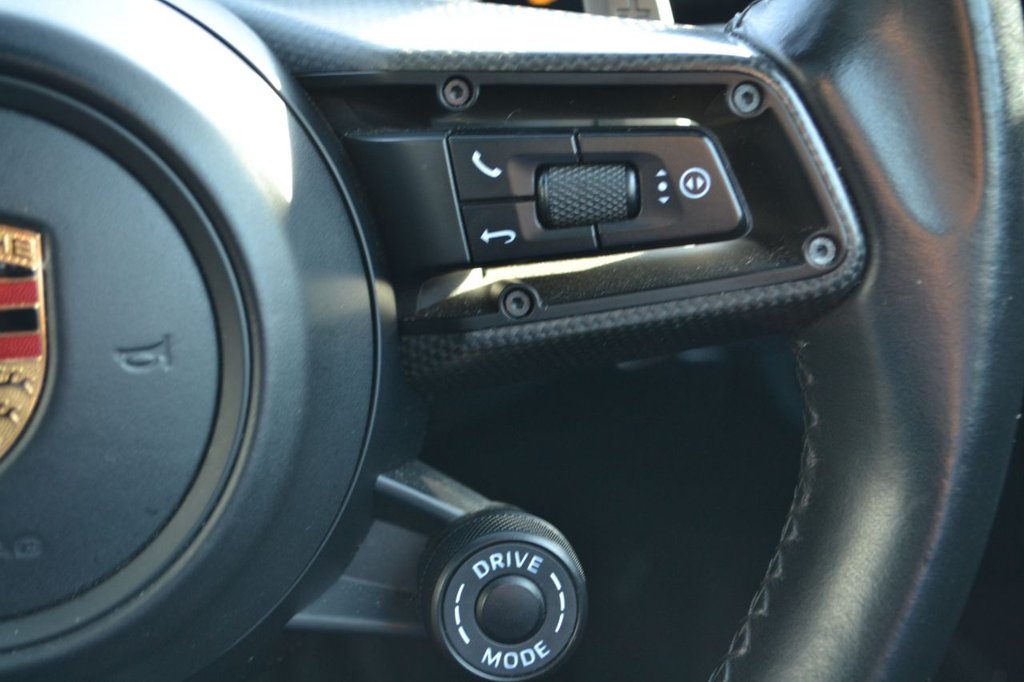 Used Porsche 911 2020 for sale - 76304108: Photo 45