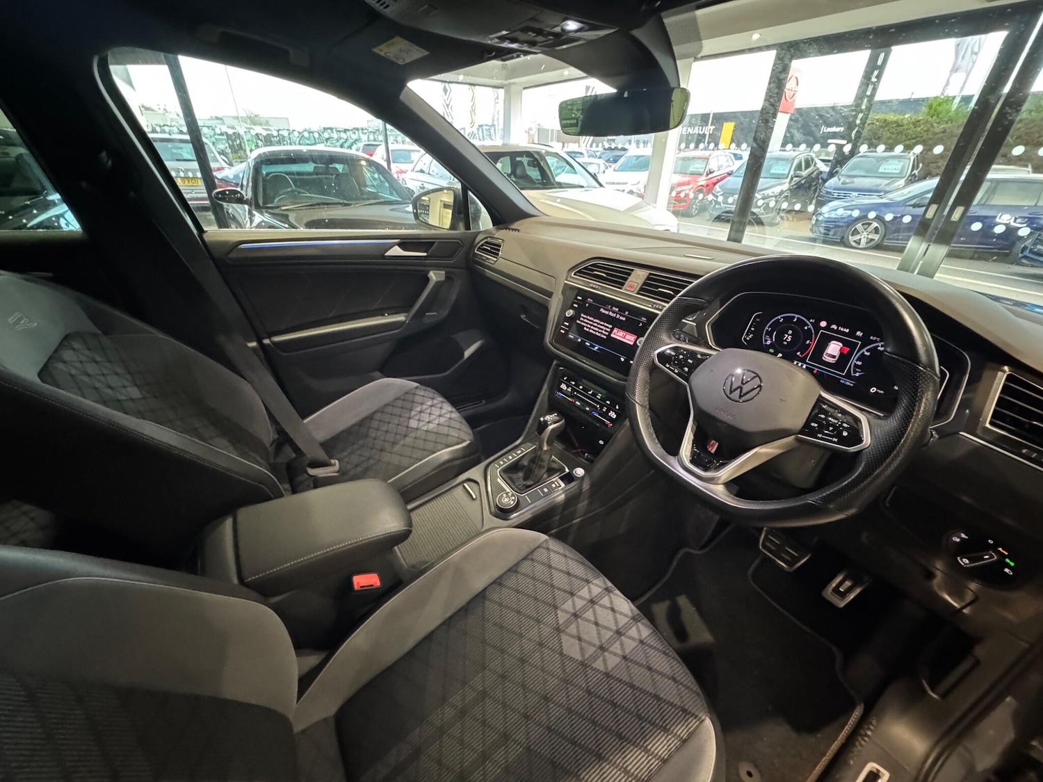 Used Volkswagen Tiguan 2021 for sale - 76742646: Photo 10