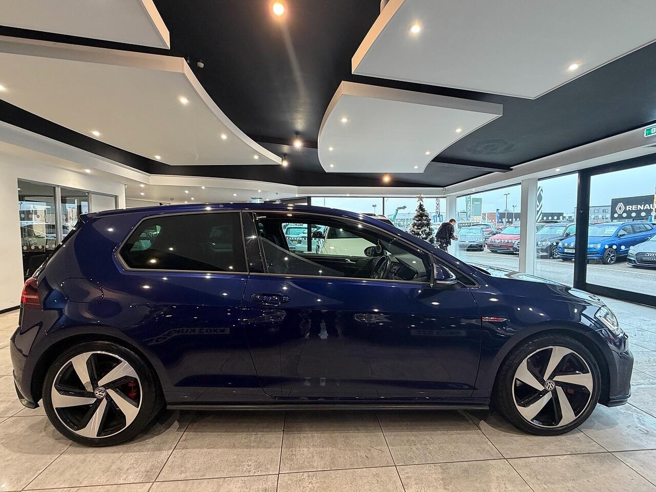 Used Volkswagen Golf 2019 for sale - 77190459: Photo 10