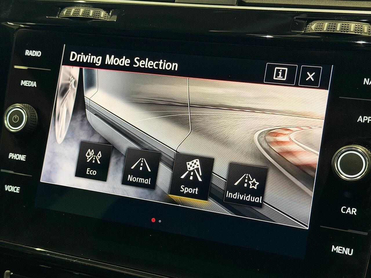 Used Volkswagen Golf 2019 for sale - 77190459: Photo 22