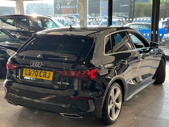 Used Audi A3 2020 for sale - 76259232: Photo 2