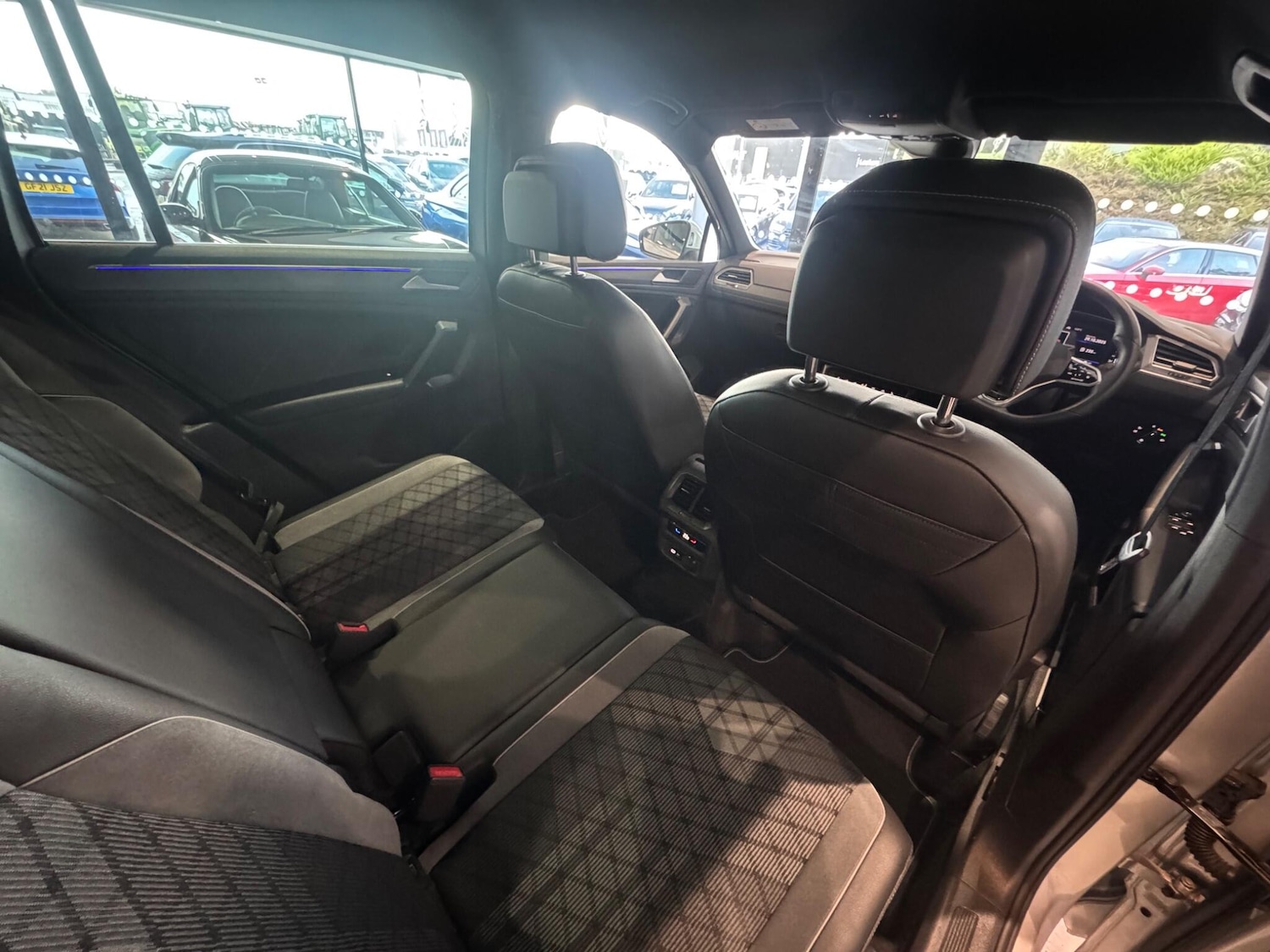 Used Volkswagen Tiguan 2023 for sale - 76408765: Photo 8