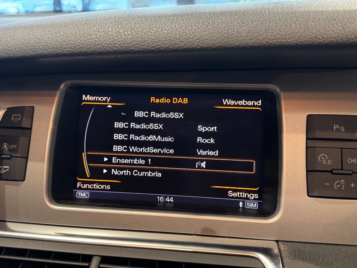 Used Audi Q7 2015 for sale - 76440688: Photo 28