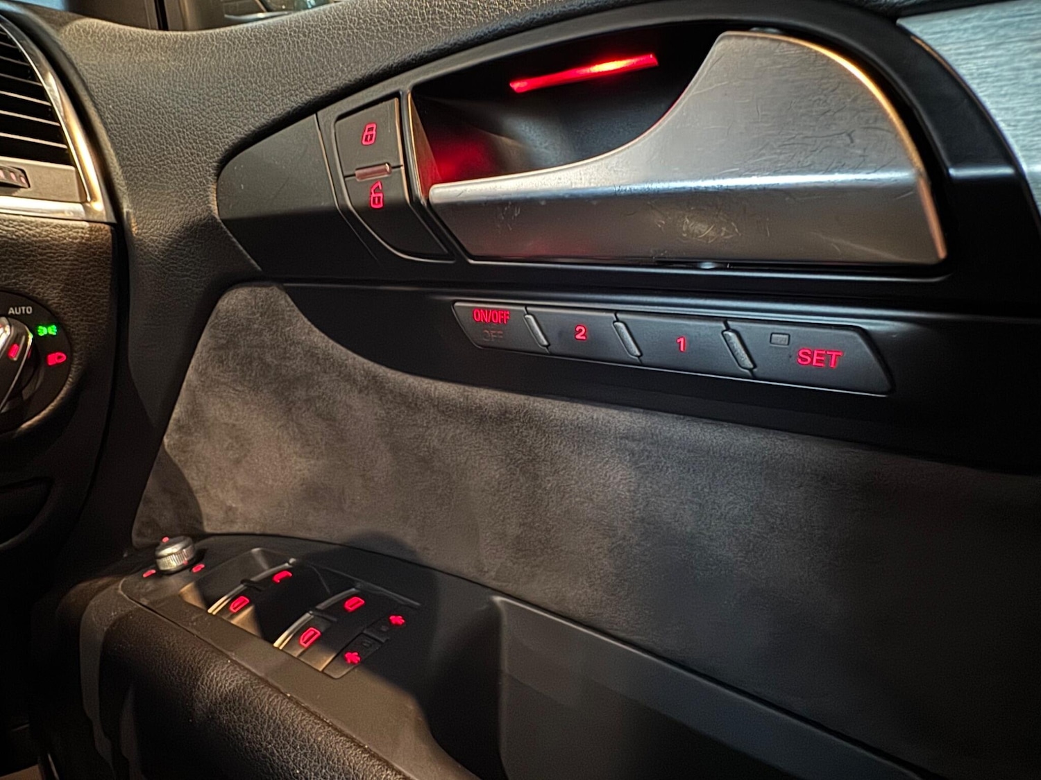 Used Audi Q7 2015 for sale - 76440688: Photo 37