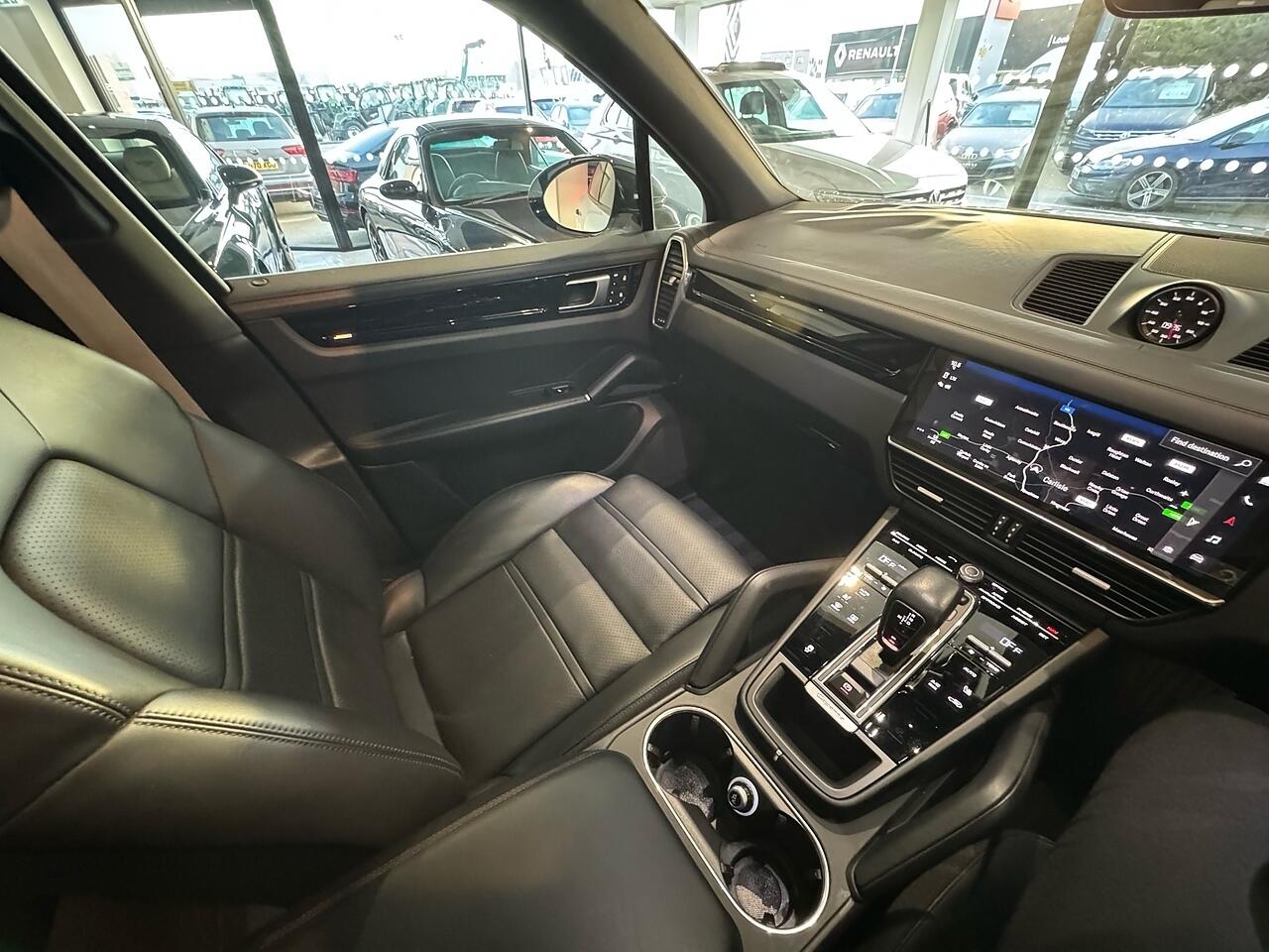 Used Porsche Cayenne 2021 for sale - 76801995: Photo 16