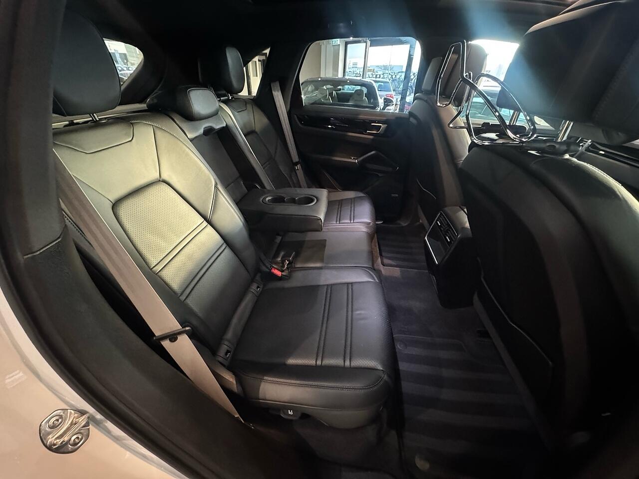 Used Porsche Cayenne 2021 for sale - 76801995: Photo 7