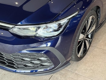 Used Volkswagen Golf 2021 for sale - 75647152: Photo