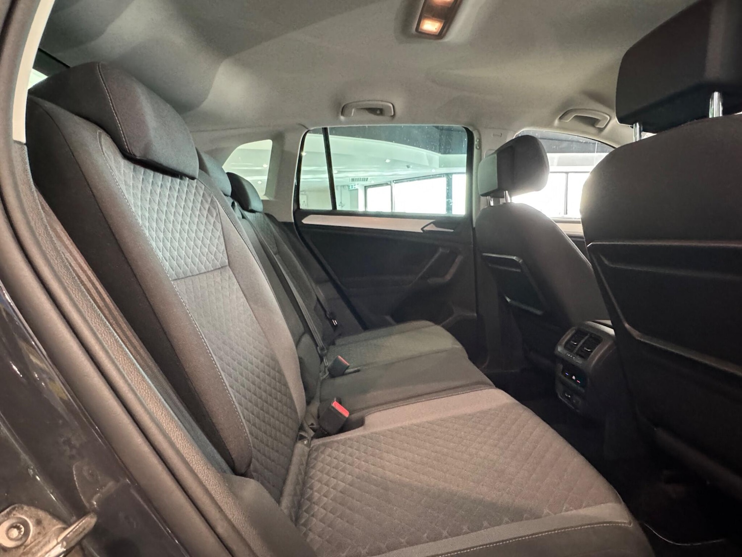 Used Volkswagen Tiguan 2019 for sale - 76399256: Photo 14