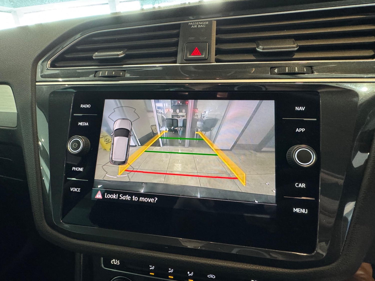 Used Volkswagen Tiguan 2019 for sale - 76399256: Photo 20